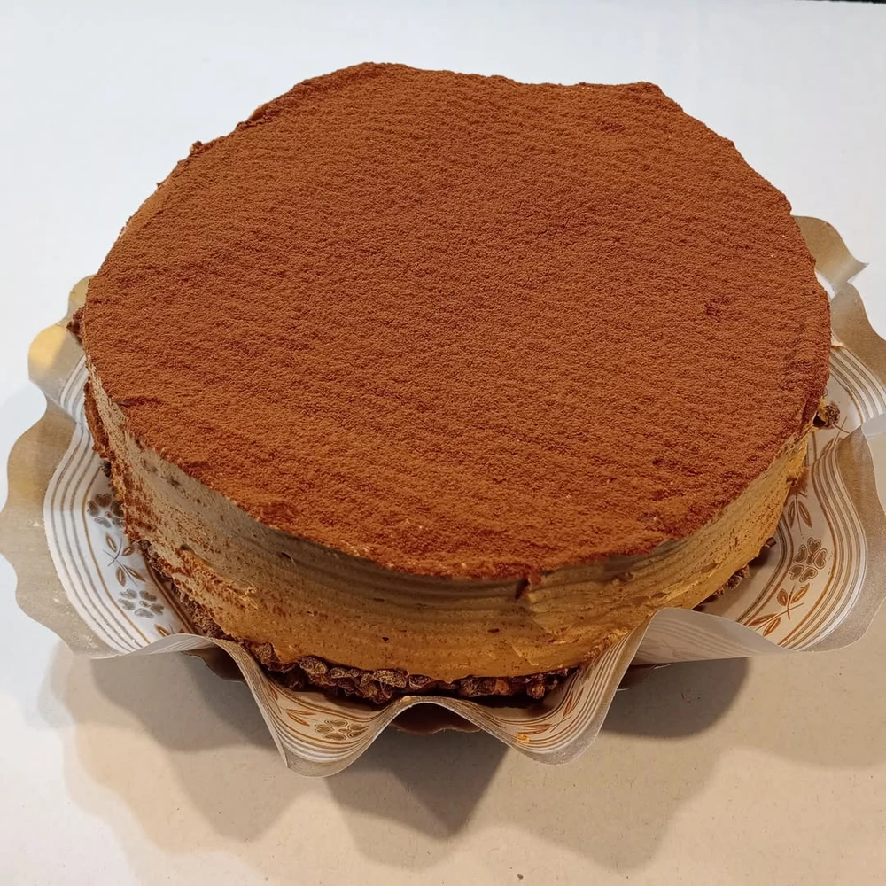 Torta redonda con cobertura de cacao